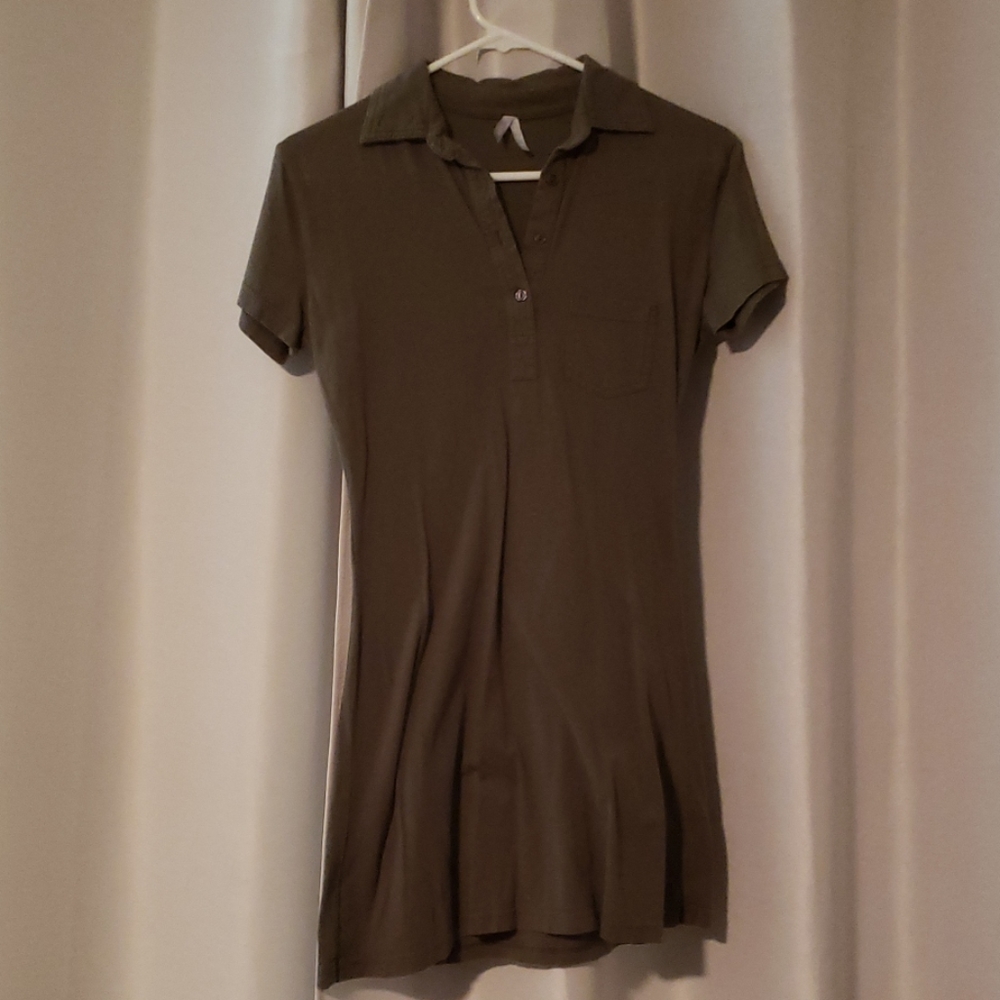 Max rave collared ss dress size M